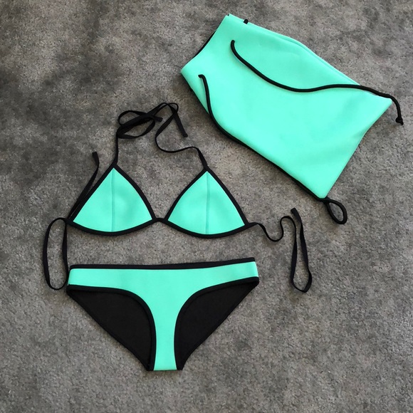 triangl bikini set - Picture 2 of 2